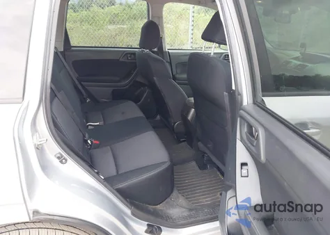 2015 Subaru Forester 2.5I z USA, uszkodzony, nr VIN JF2SJABC8FH434889